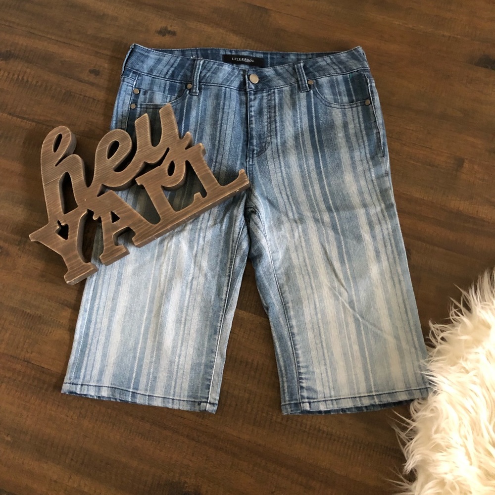 LIVERPOOL SHORTS